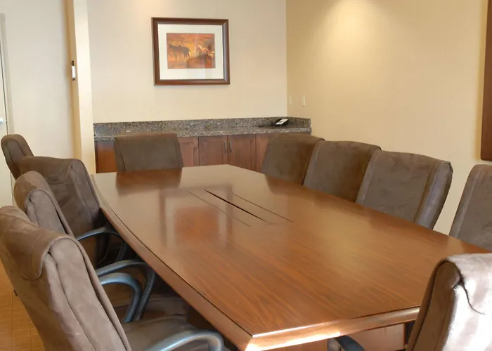 Hotel Hampton & River 3*