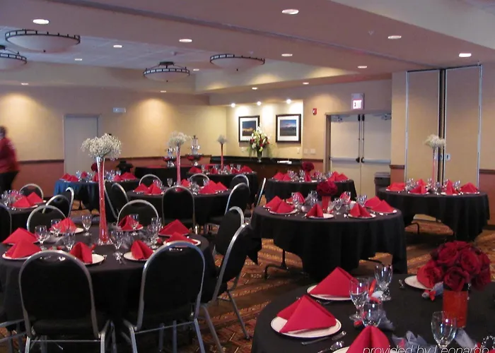 Hampton & River Hotel 3*
